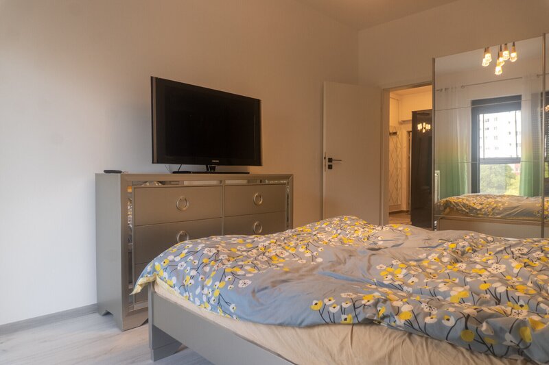Aparatorii Patriei apartament 2 camere bloc nou
